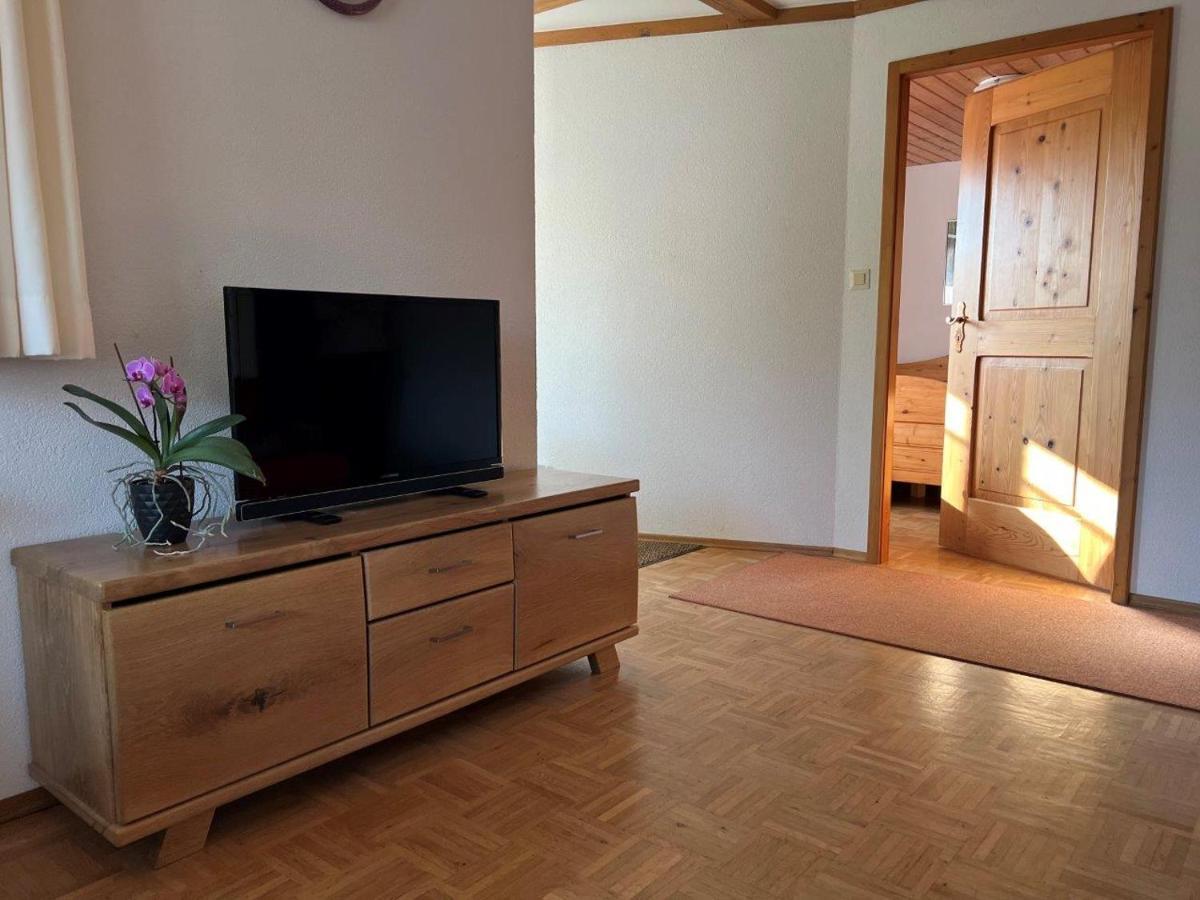 Ferienwohnungen Frick Möggers Buitenkant foto